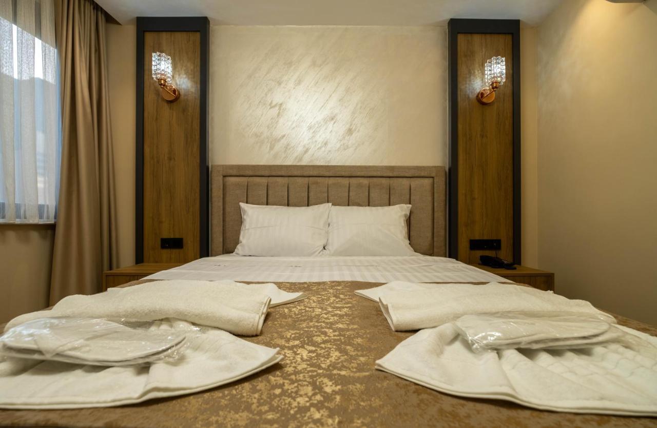 Hopefull Hotel Istanbul Exterior photo