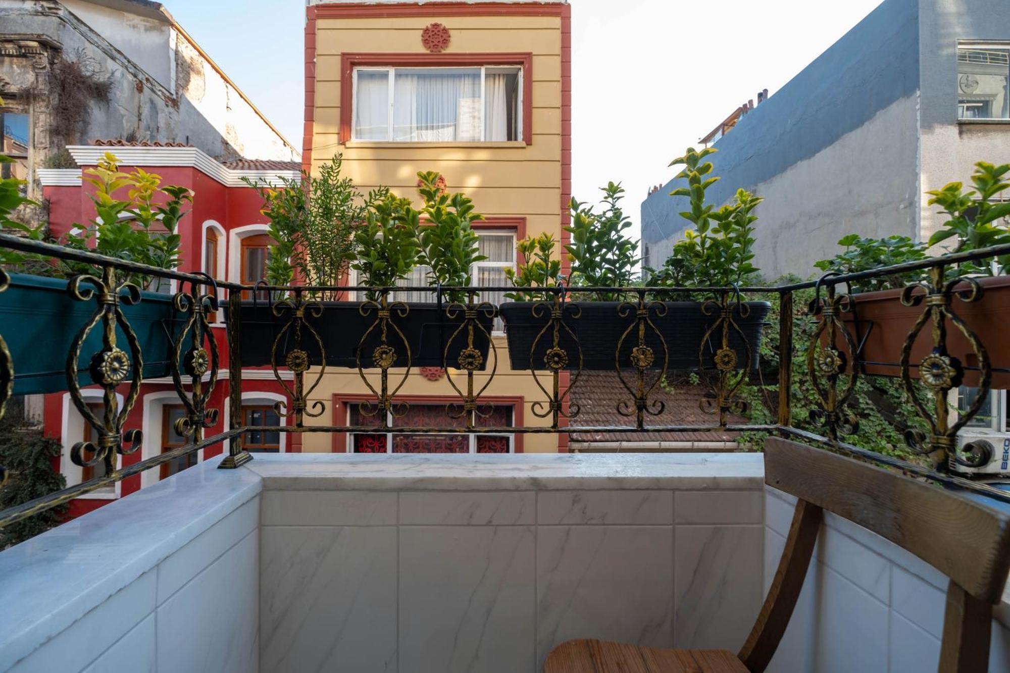 Hopefull Hotel Istanbul Exterior photo